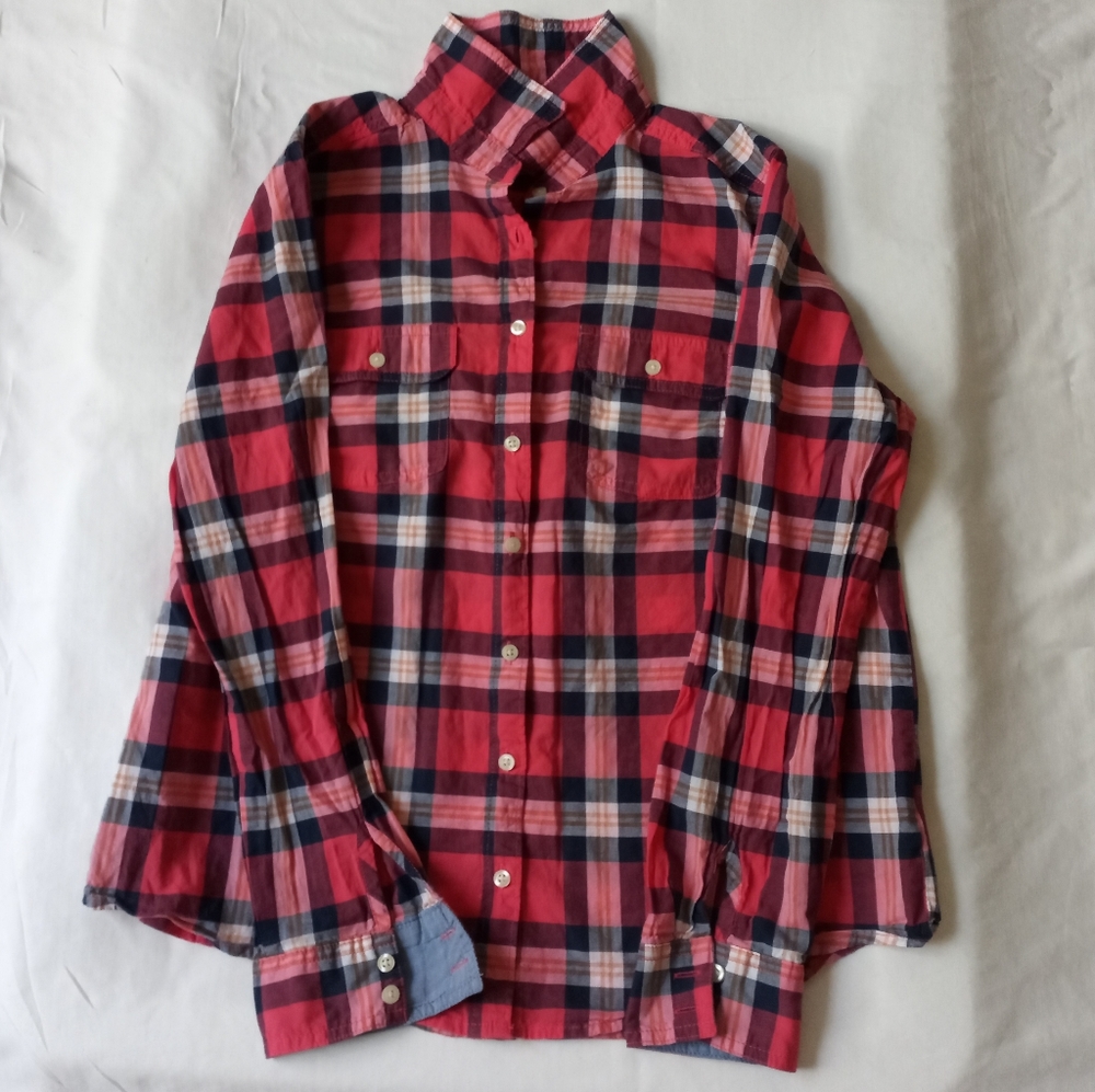 Women's Petite St. John Bay Plaid Collered Shirt